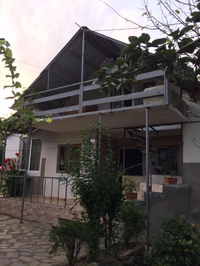 Partskhanaqanevi Mera Hostel المظهر الخارجي الصورة