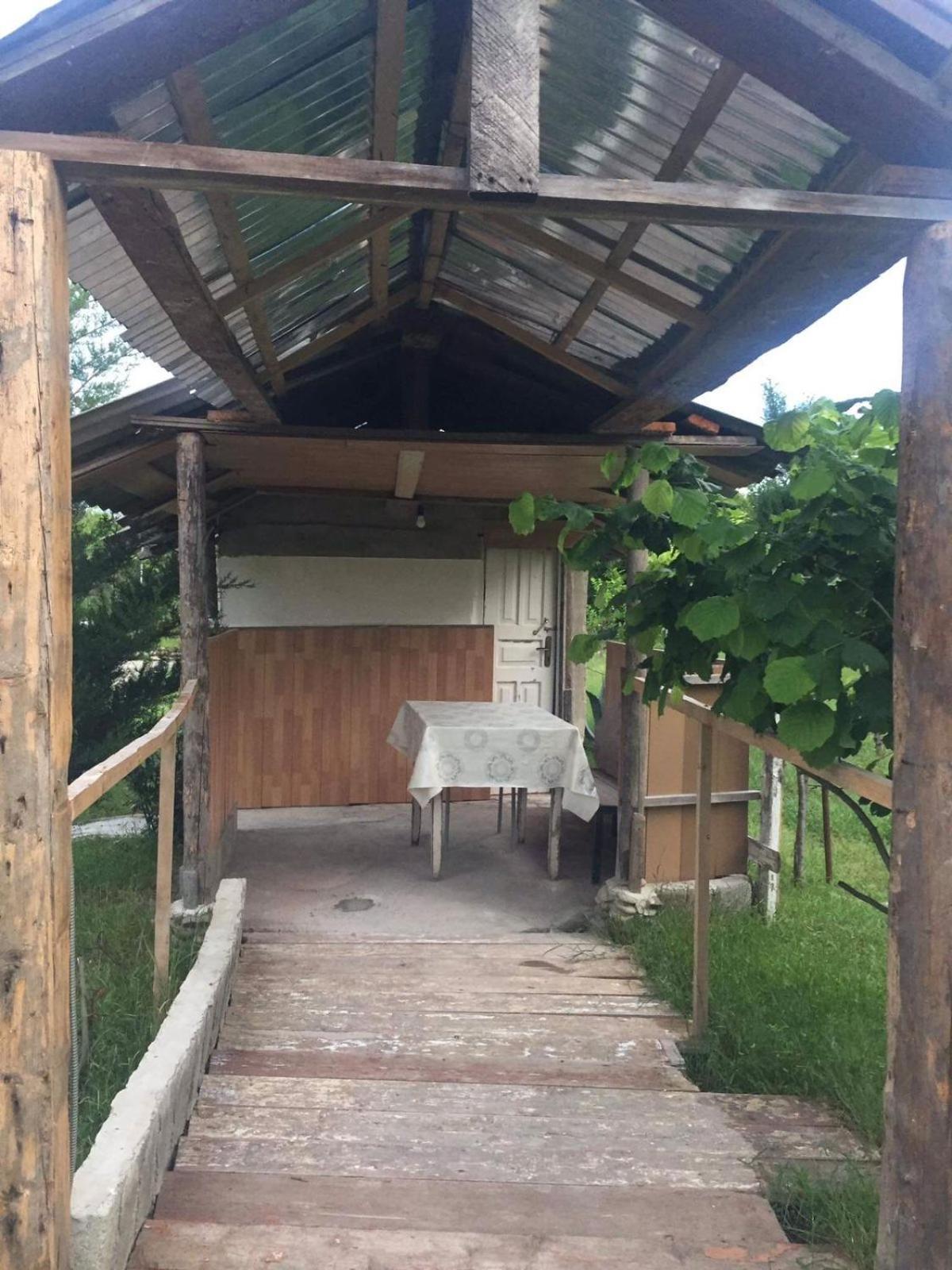 Partskhanaqanevi Mera Hostel المظهر الخارجي الصورة
